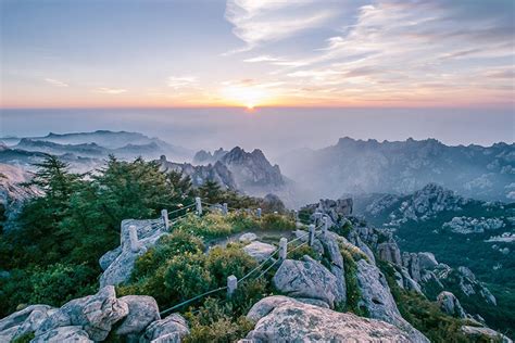 如何坐車去嶗山？嶗山，不僅僅是山的名字，更是一處歷史與自然共舞的風景名勝。